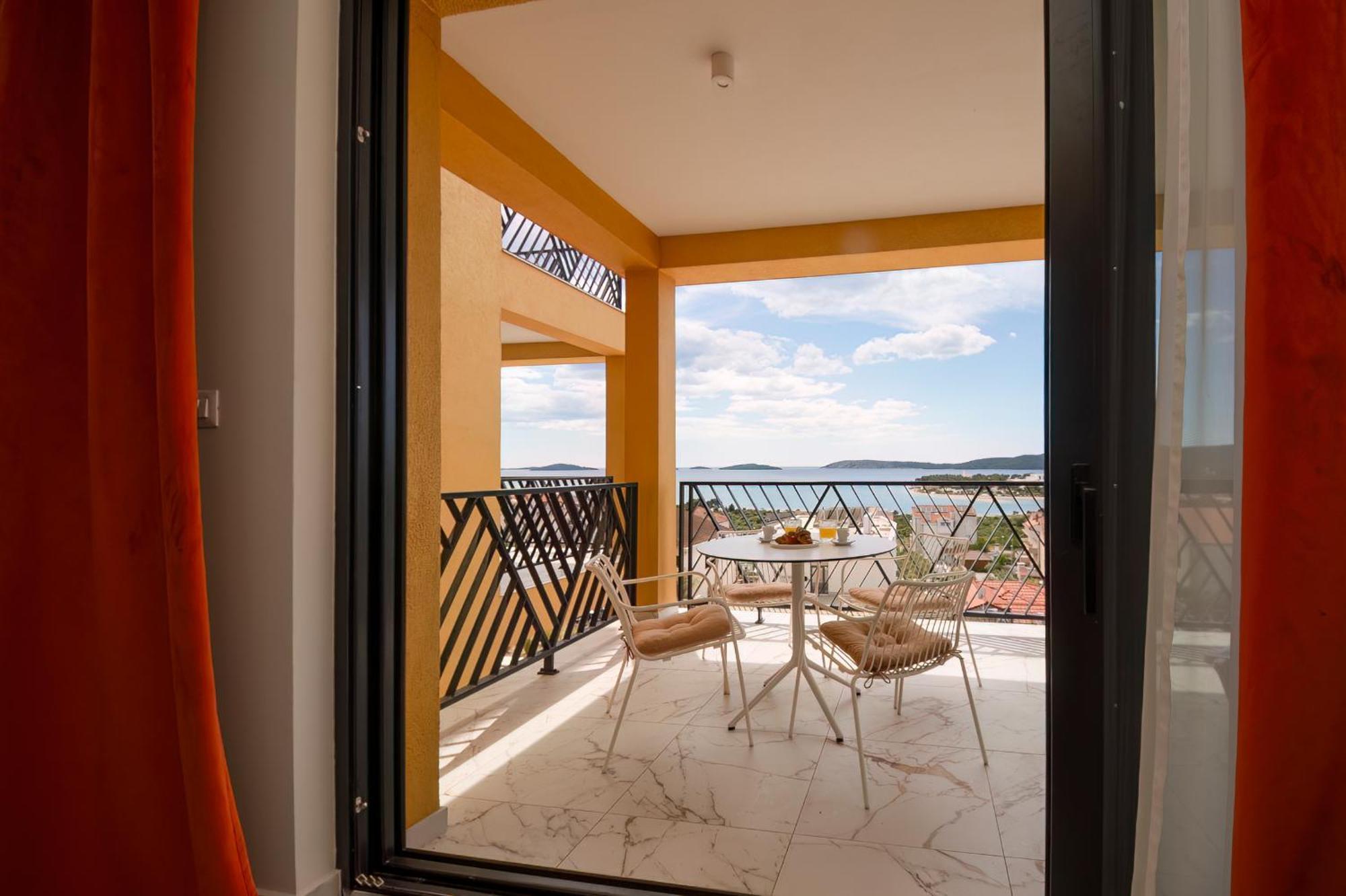 Mediterana Art Deco Resort (Adults Only) Sibenik Exterior photo