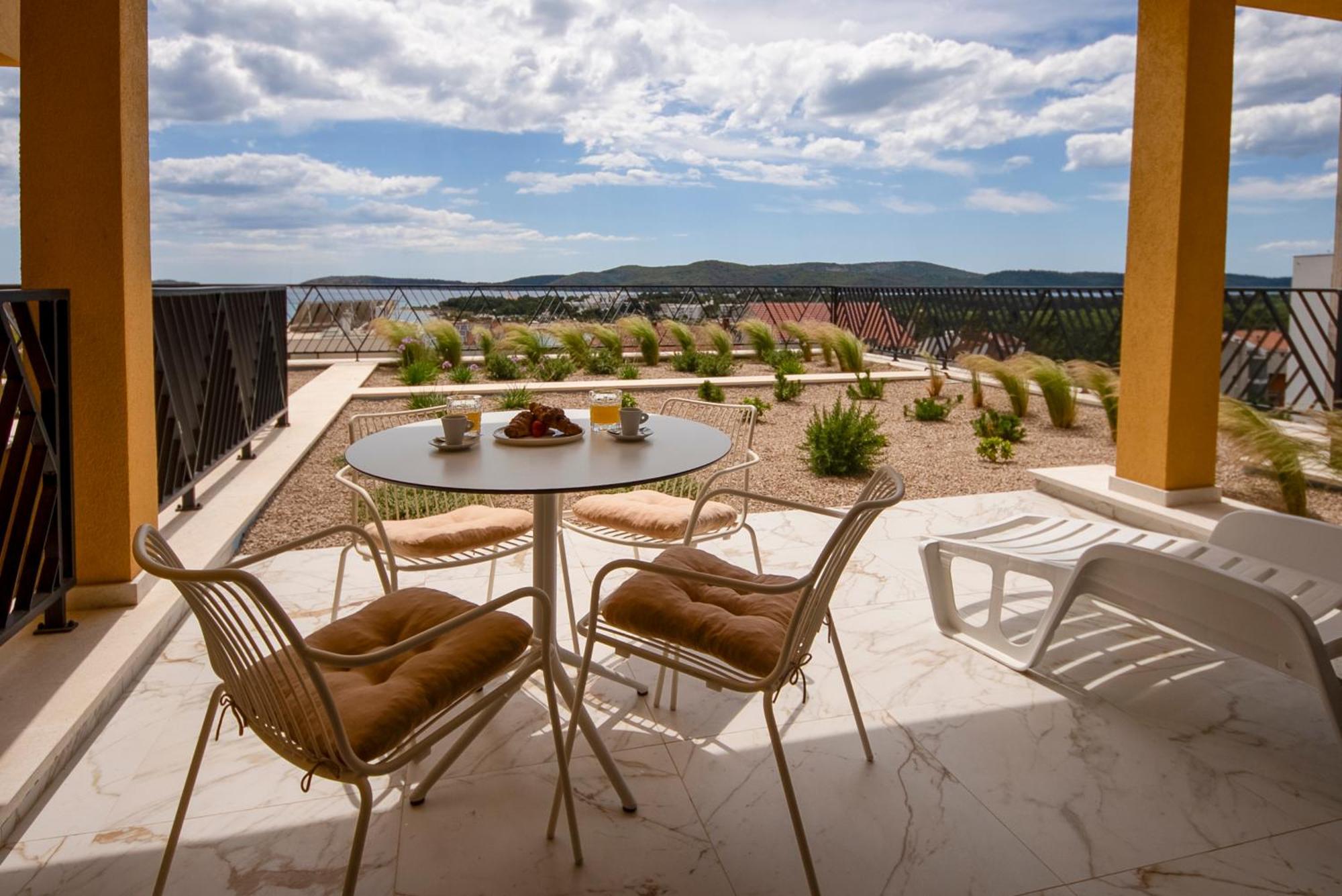 Mediterana Art Deco Resort (Adults Only) Sibenik Exterior photo